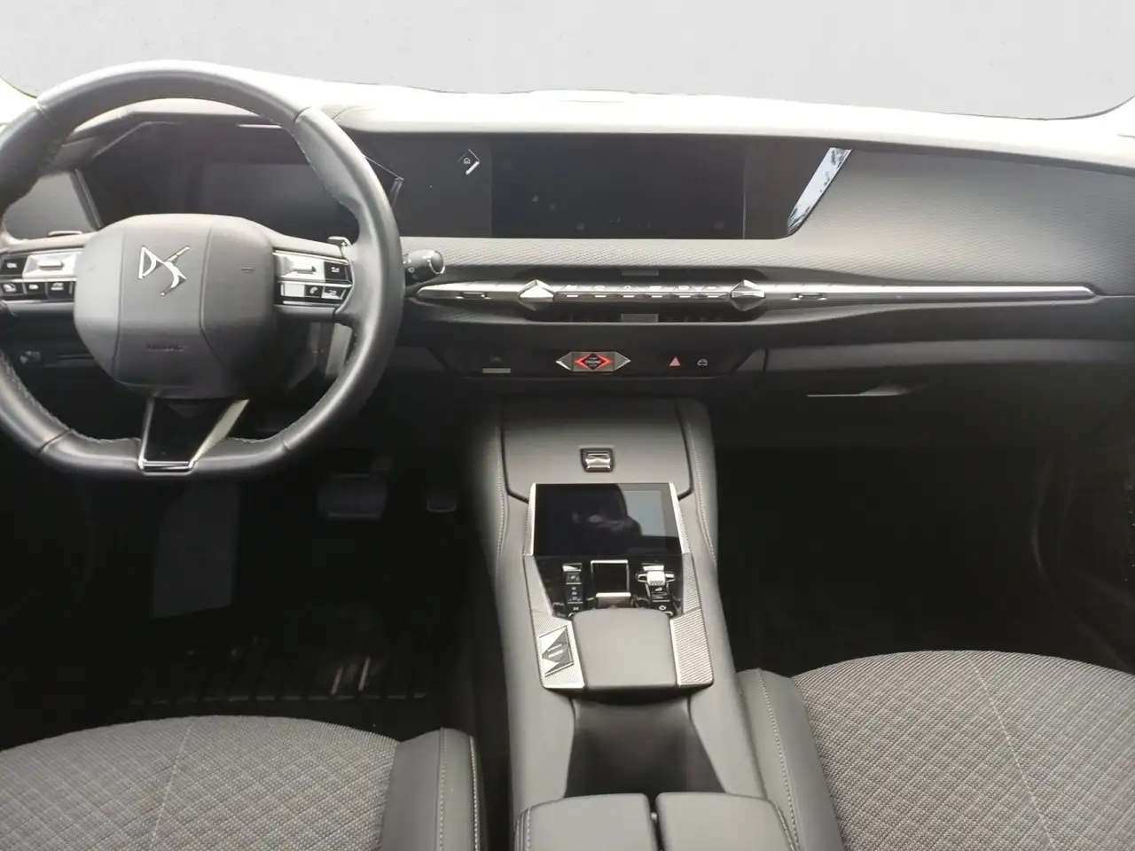 DS Automobiles DS 4 Crossback 4 BlueHDi 130 aut. Cross Trocadero 9