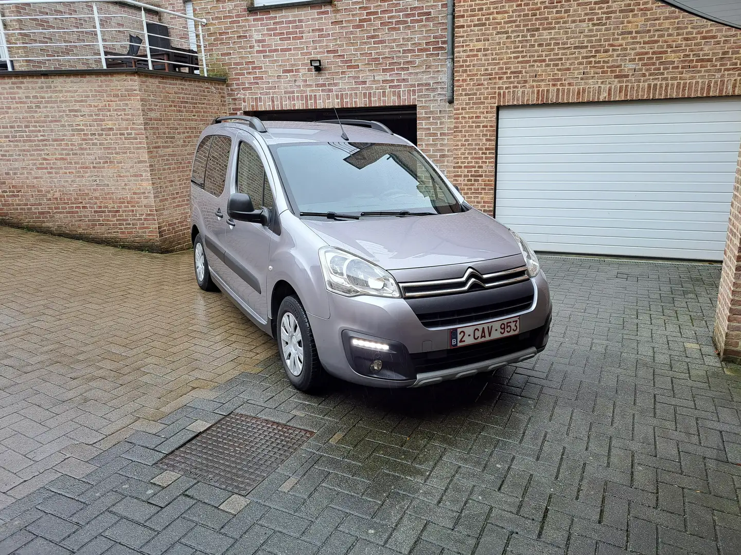 Citroen Berlingo Berlingo Multispace BlueHDi 100 FEEL Gris - 2