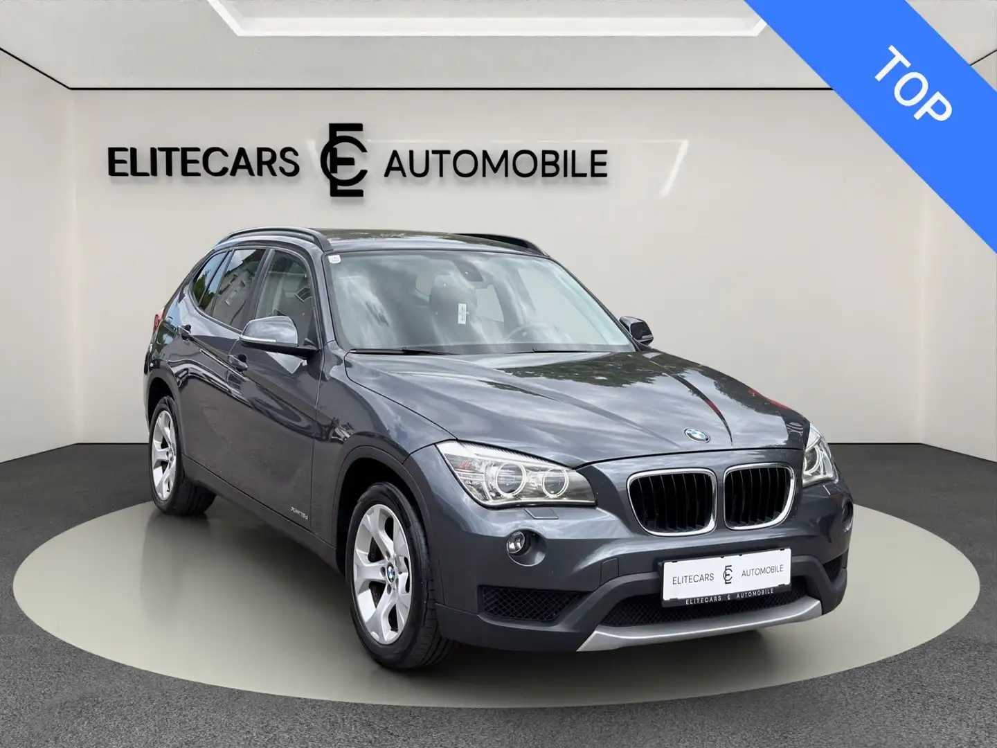 BMW X1 18D XDRIVE ALLRAD / FACELIFT / PARKPILOT / SITZHE Grau - 1