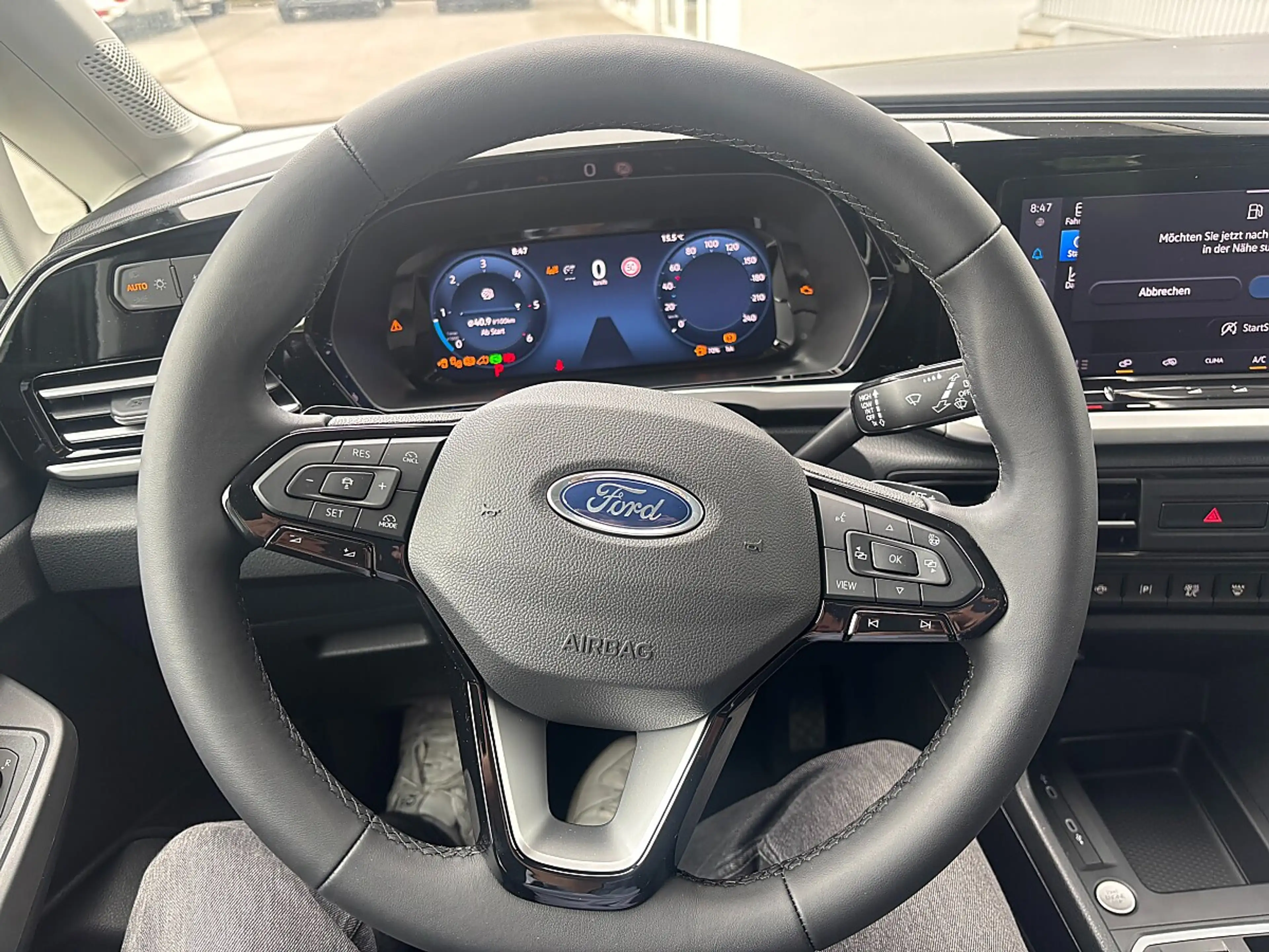 Ford Grand Tourneo Connect 2,0 EcoBlue L2 Titanium Aut. — photo 10
