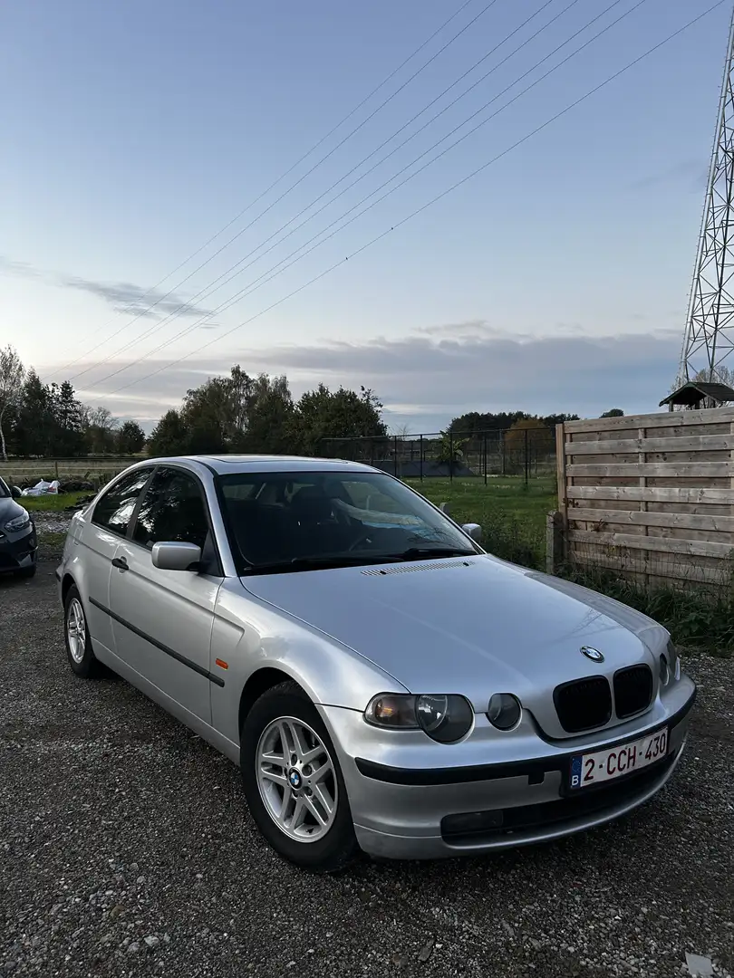 BMW 316 316ti compact accident - 1