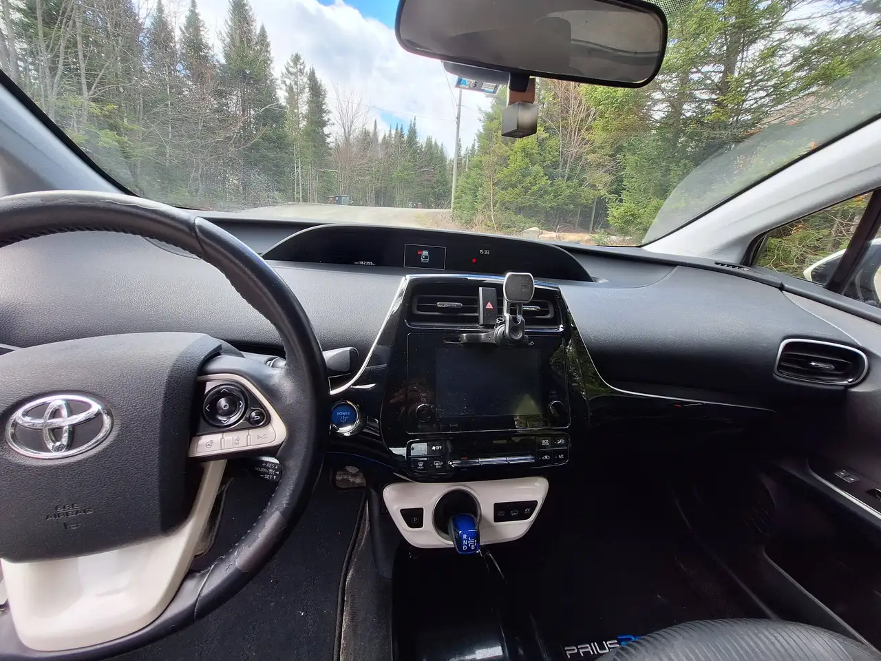 Toyota Prius снимка Toyota Prius
