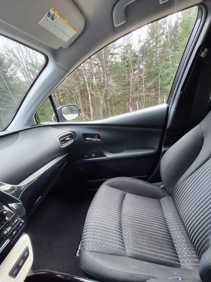 Toyota Prius снимка Toyota Prius