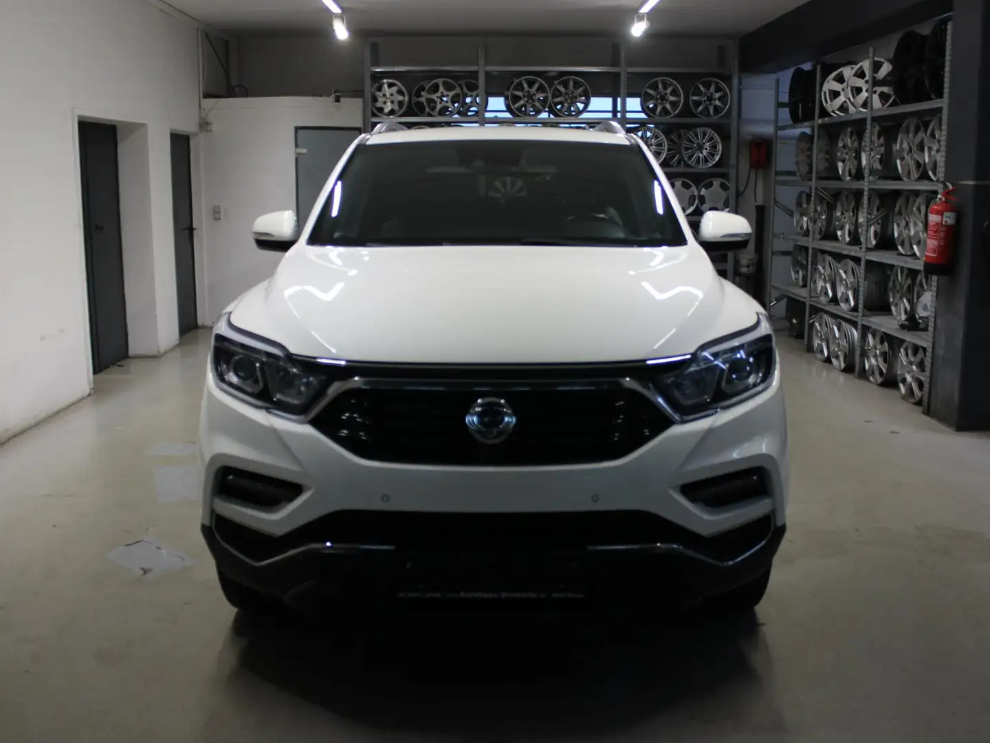 SsangYong Rexton Rexton 2.2D*Allrad*AUT*AHK*NAVI*CAM*7 SITZER Weiß - 2