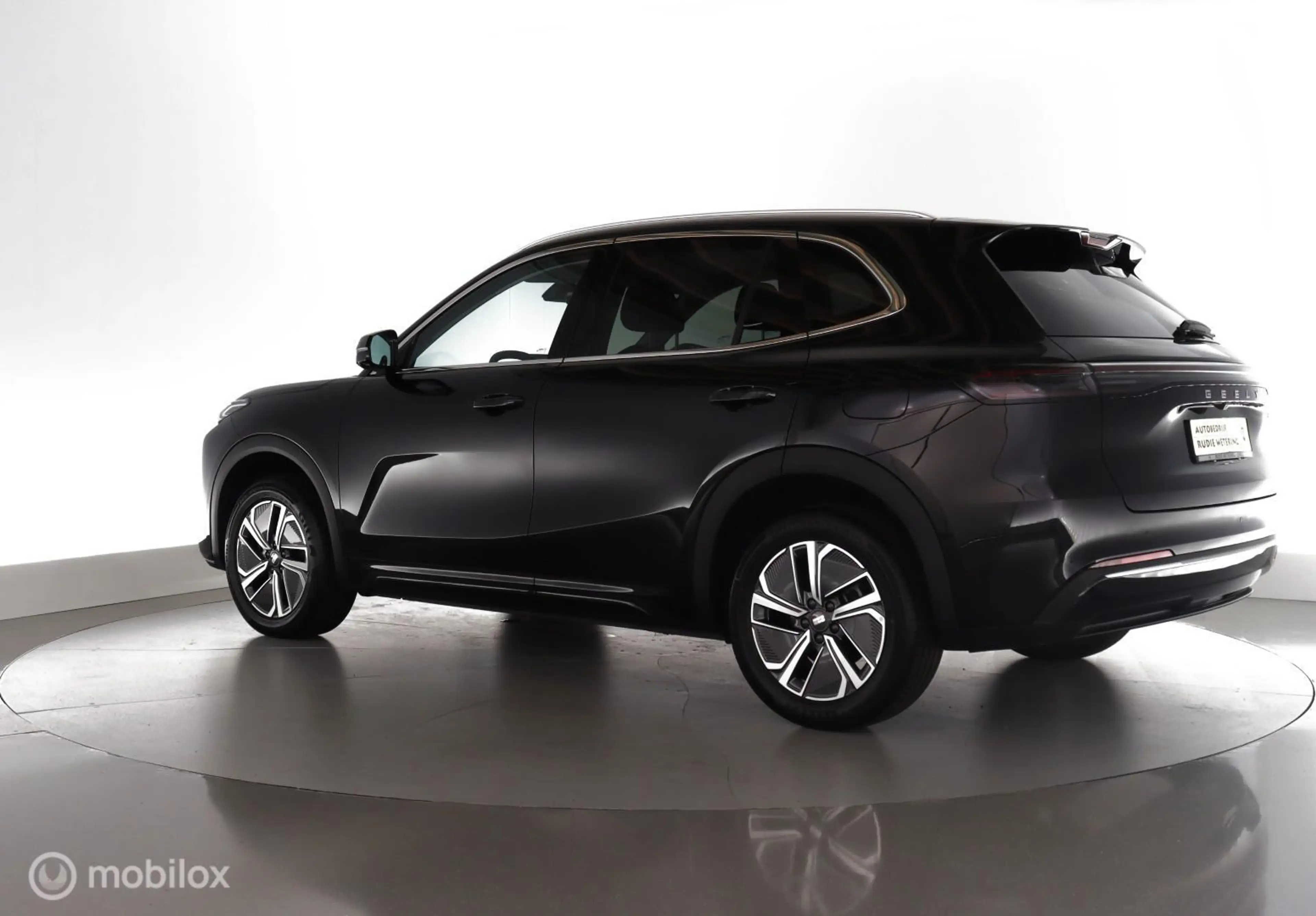 Geely Starray EM-i 1.5 Pro led|nav|360cam|acc|lmv18 — photo 6