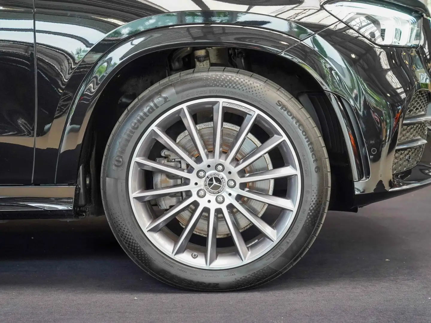 Mercedes-Benz GLE 350 GLE 350 de 4M AMG Line Vielspeiche Fahrassistenz Schwarz - 2