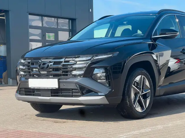 Hyundai Tucson view 15
