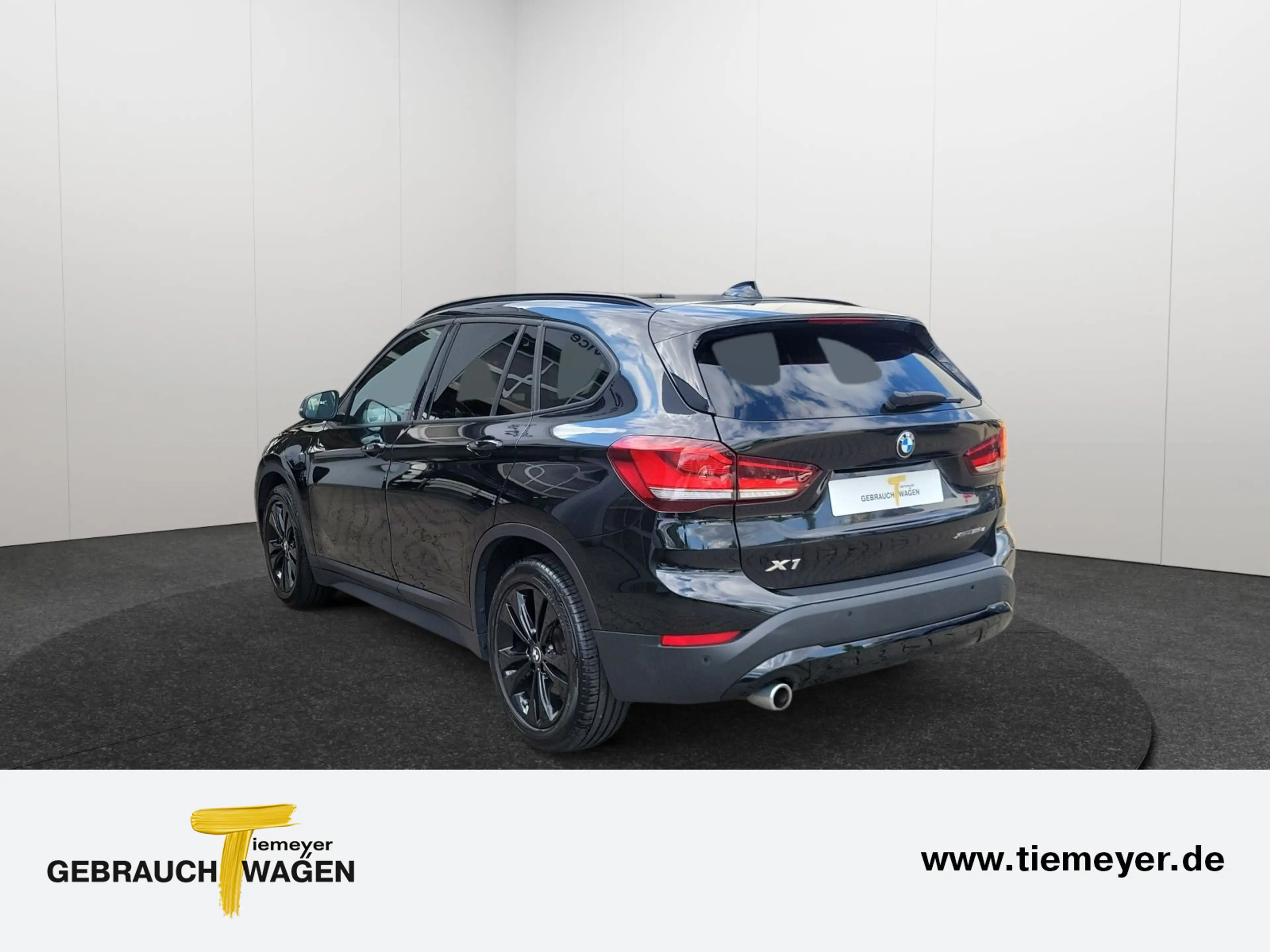 BMW X1 (F48)(2015->) xDrive 25 e Advantage — photo 7