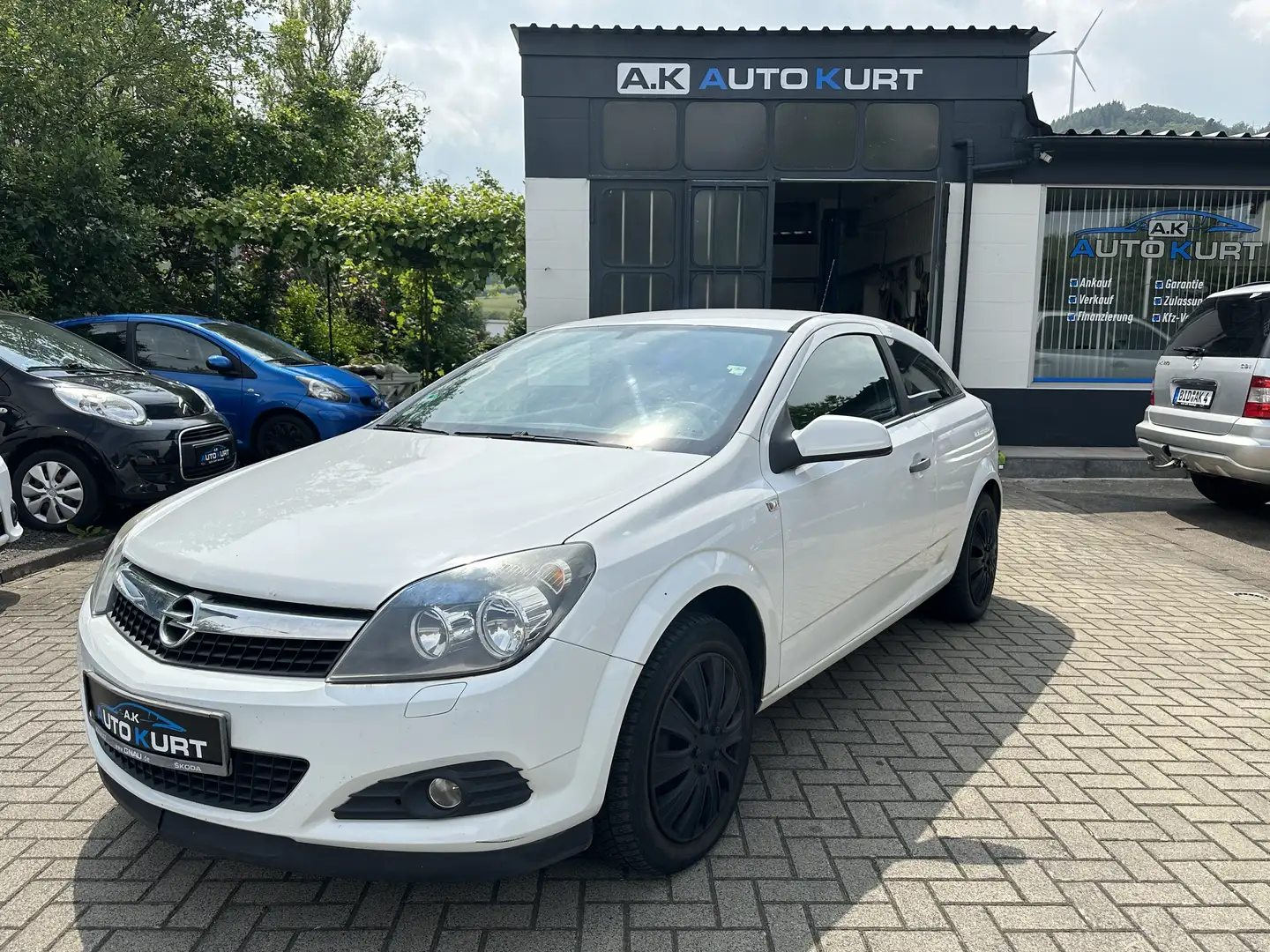 Opel Astra Selection GTC/Klima/Euro4 Blanc - 1