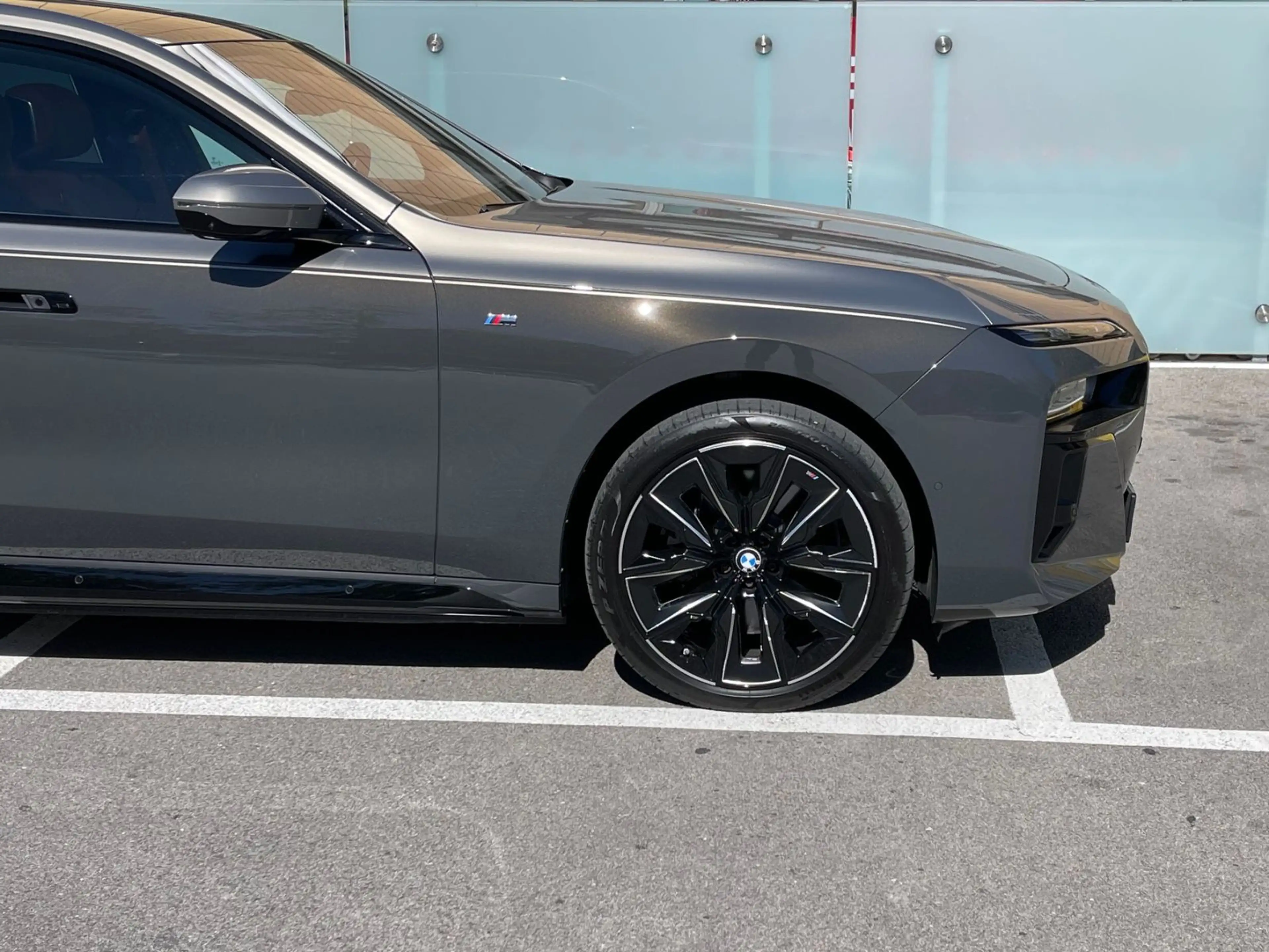 BMW i7 xDrive 60 M Sport*Pano*B&W*Fond Entertainment — photo 12