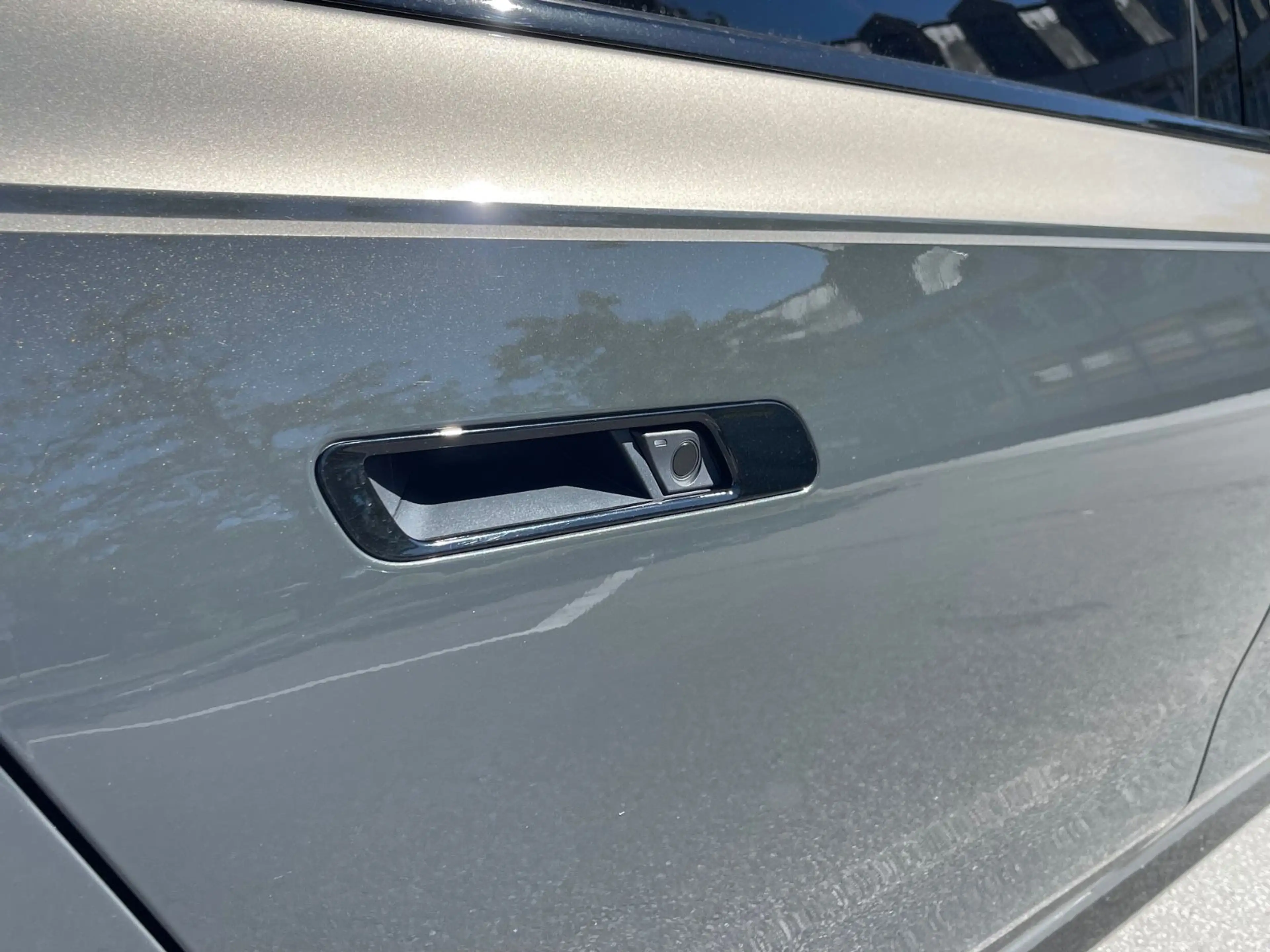 BMW i7 xDrive 60 M Sport*Pano*B&W*Fond Entertainment — photo 11