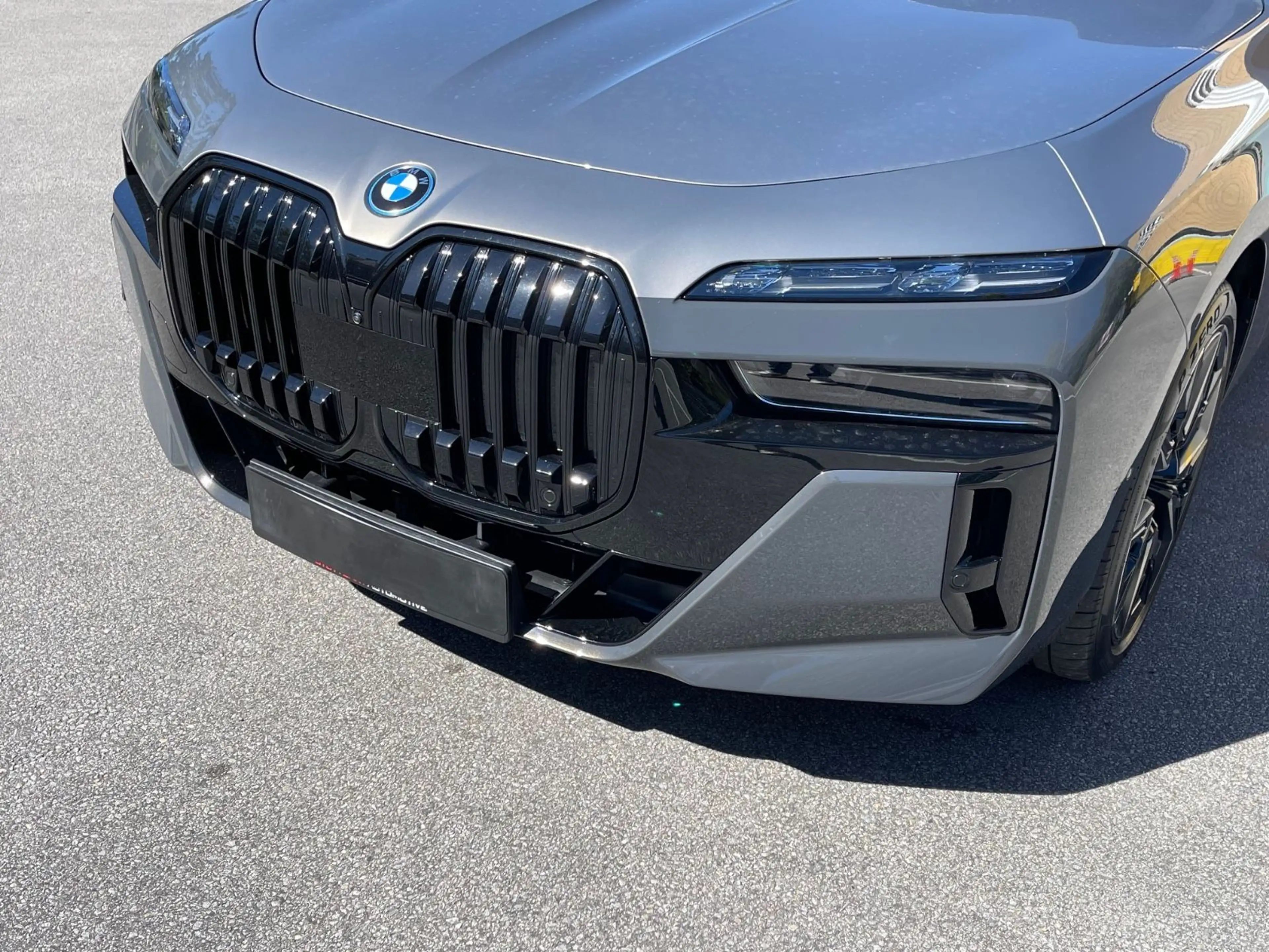 BMW i7 xDrive 60 M Sport*Pano*B&W*Fond Entertainment — photo 6
