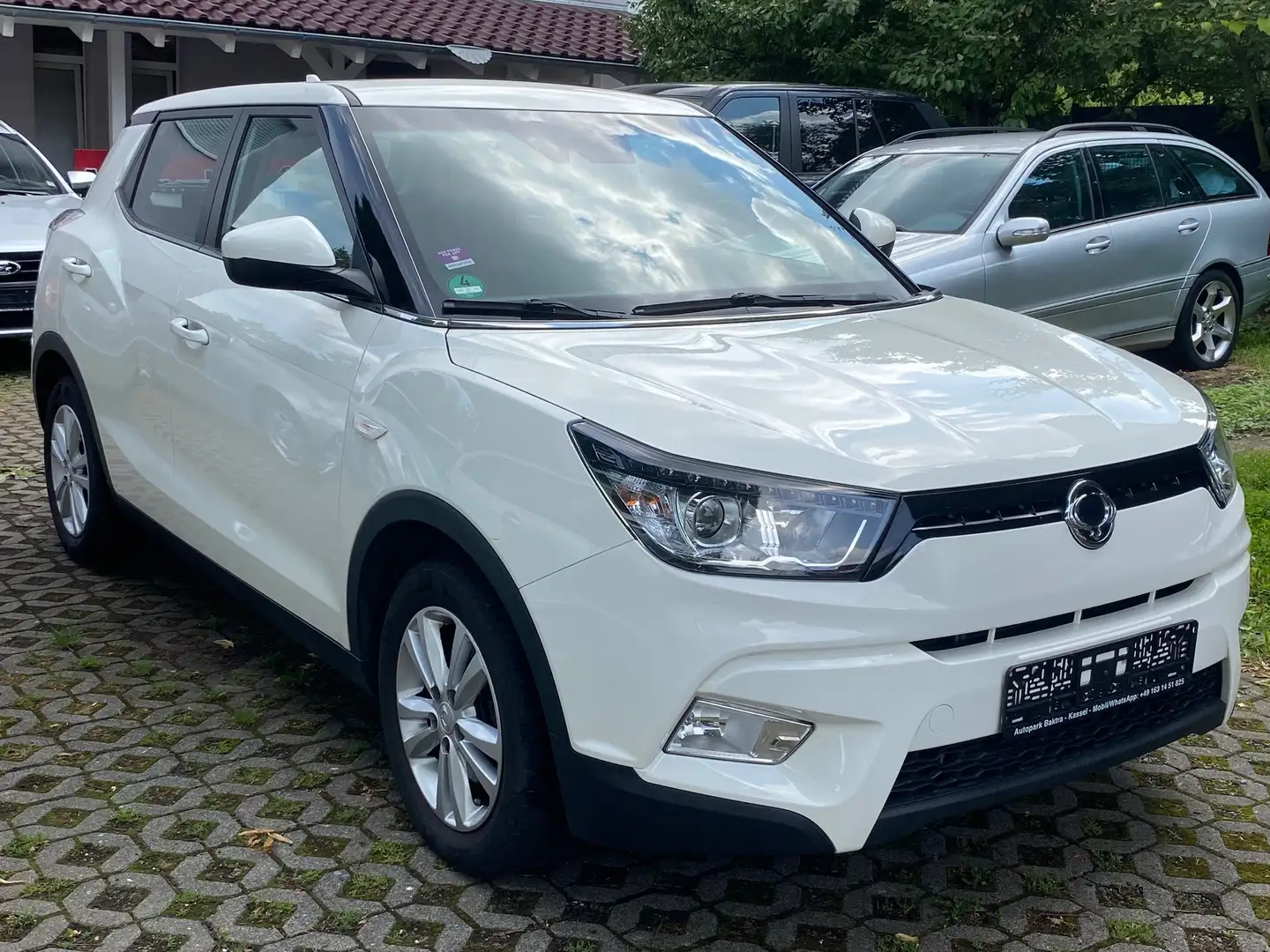 SsangYong Tivoli e-XGi 160 2WD Sapphire Fehér - 2
