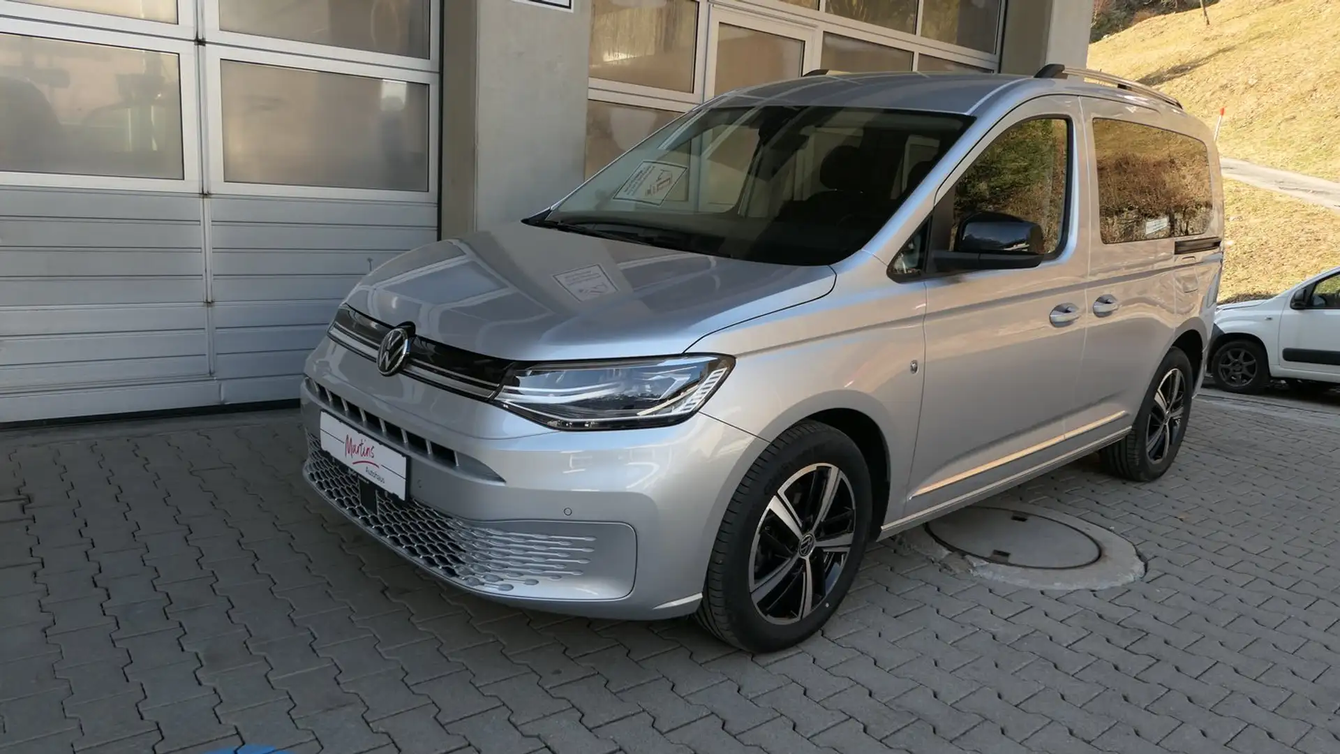 Volkswagen Caddy Style TDI 4MOTION Silber - 1