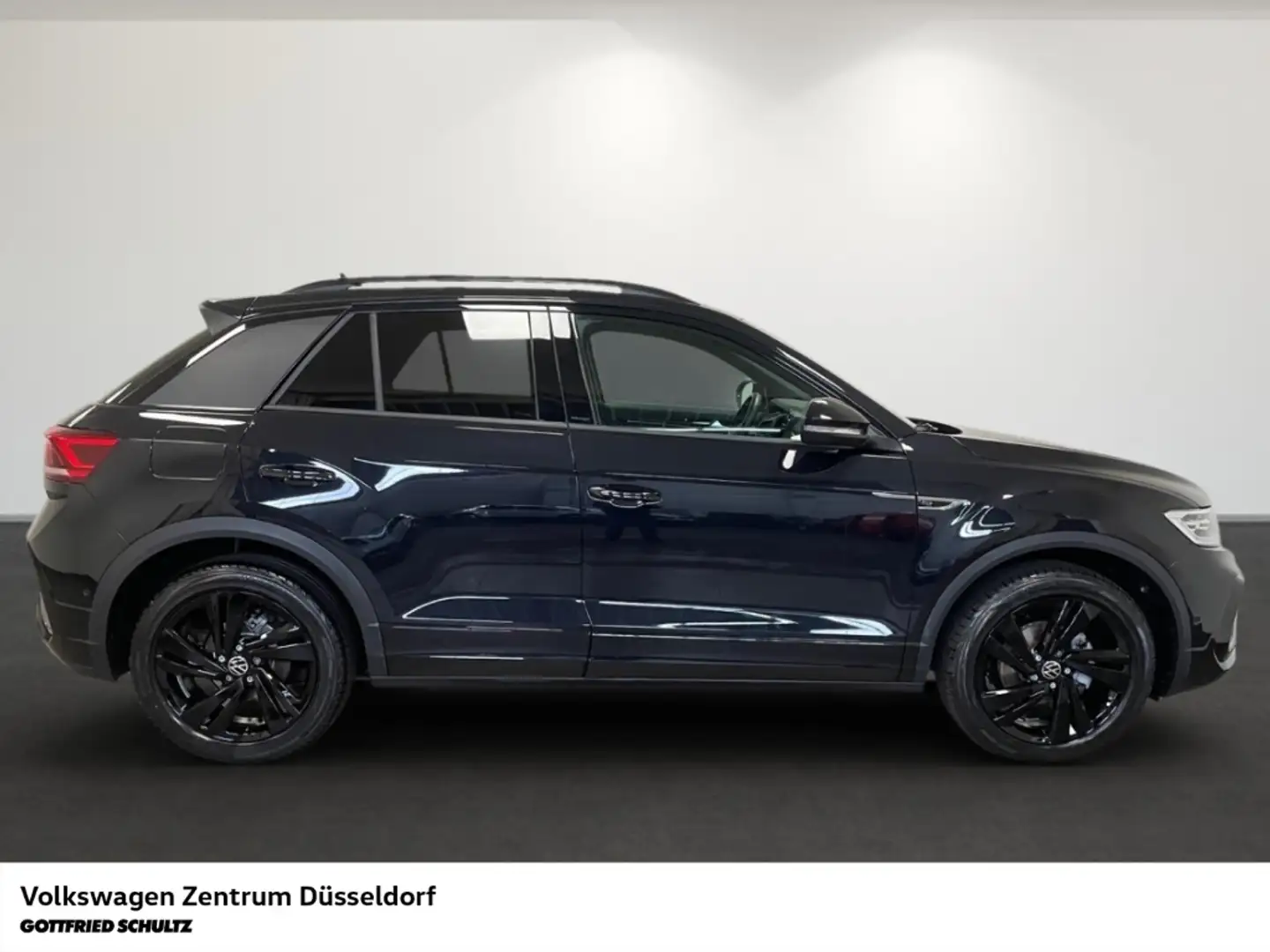 Volkswagen T-Roc 1.5 TSI DSG R-Line Navigation Panoramadach Schwarz - 2