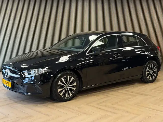 Mercedes-Benz A 180 Business Solution AUT. PARKEERSENSOREN VOOR EN ACH