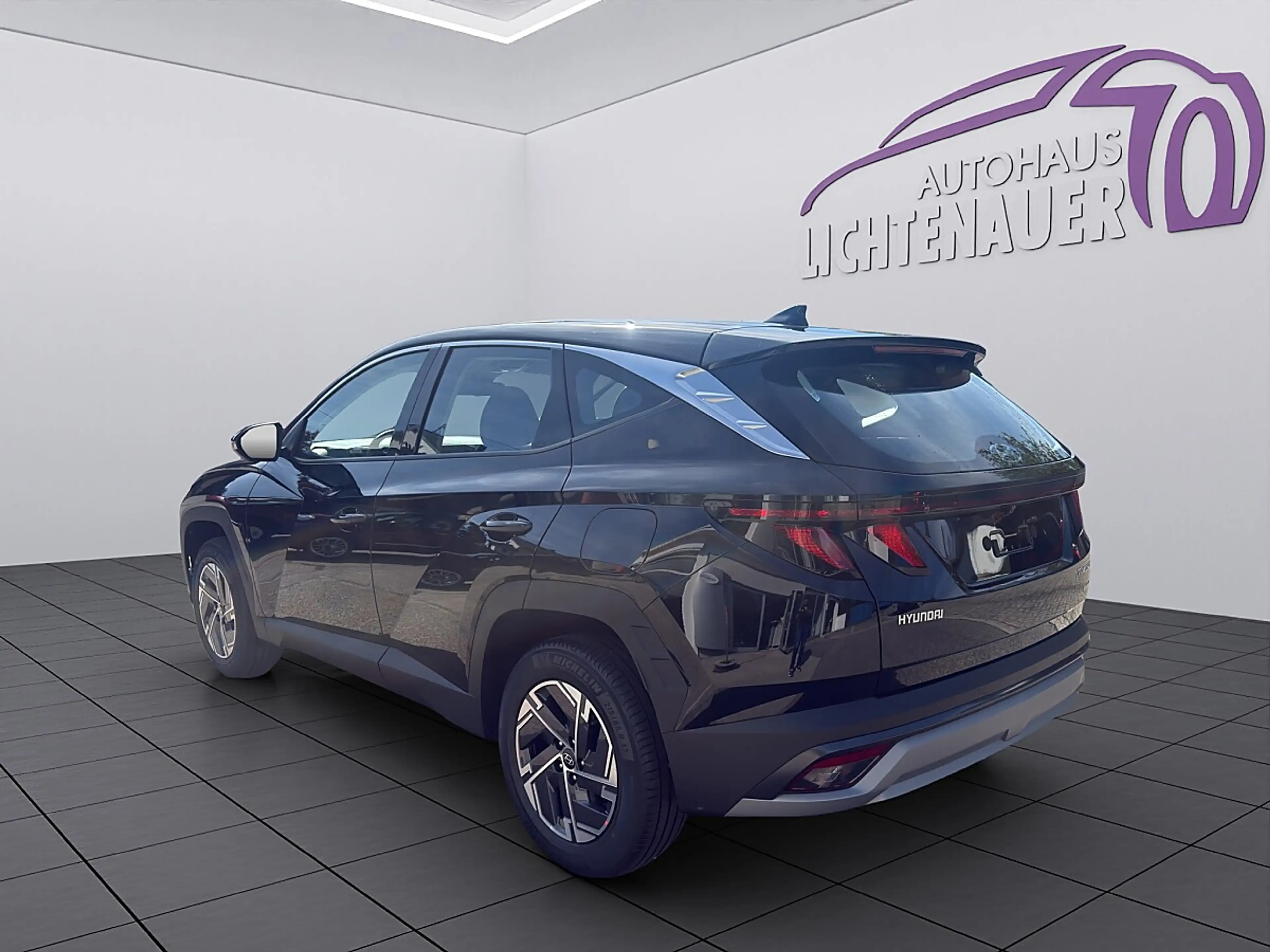 Hyundai TUCSON Tucson 1,6 T-GDI HEV 2WD Edition 35 Aut. — photo 3