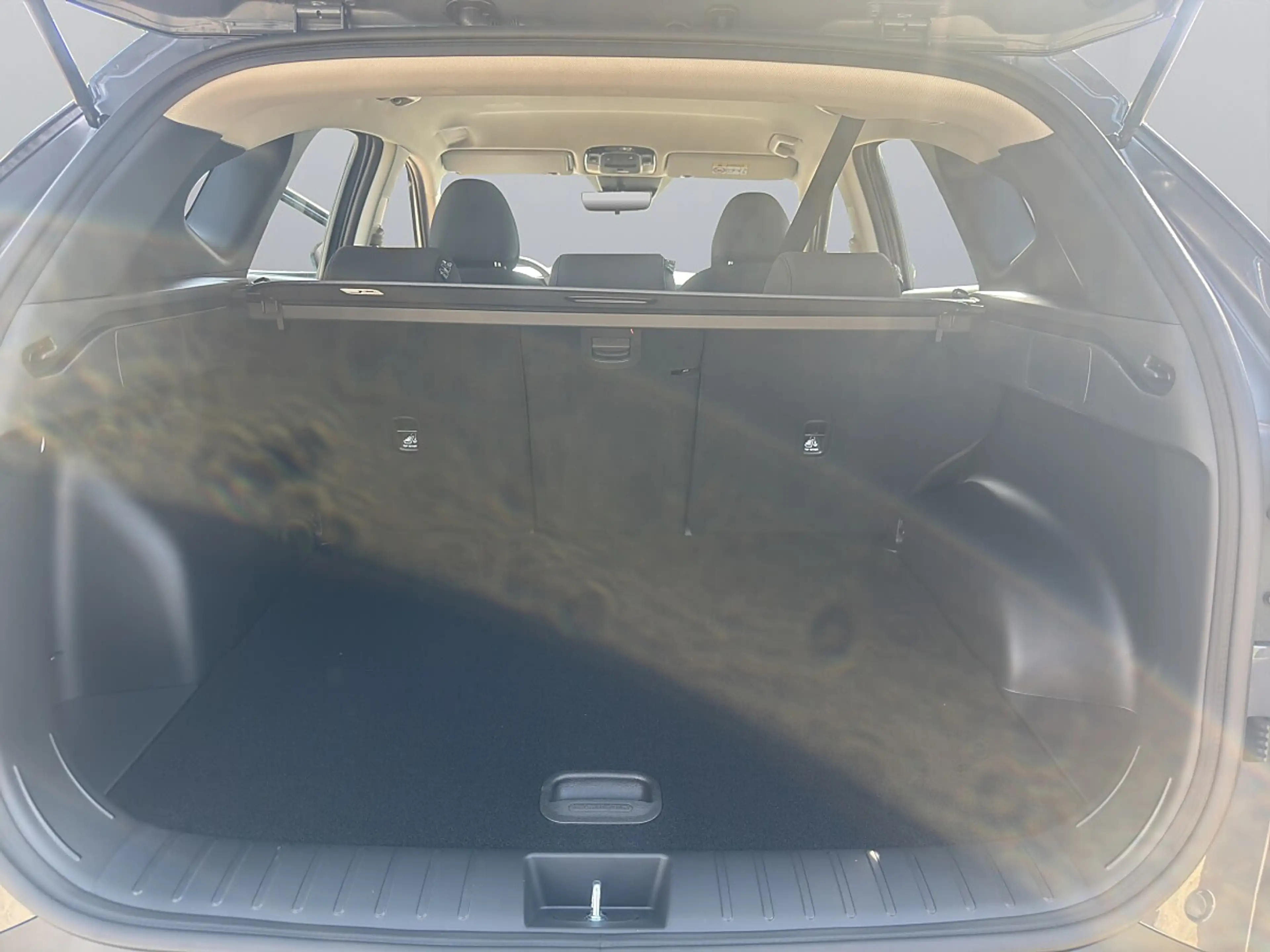 Hyundai TUCSON Tucson 1,6 T-GDI HEV 2WD Edition 35 Aut. — photo 13