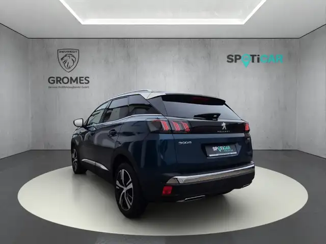 Peugeot 3008 view 5