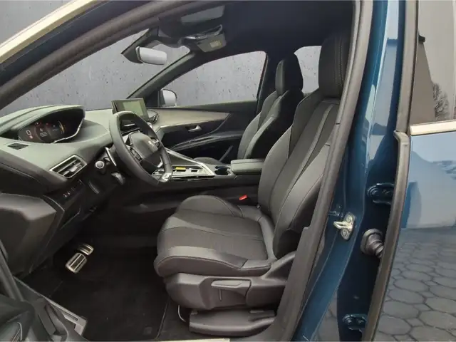Peugeot 3008 view 9