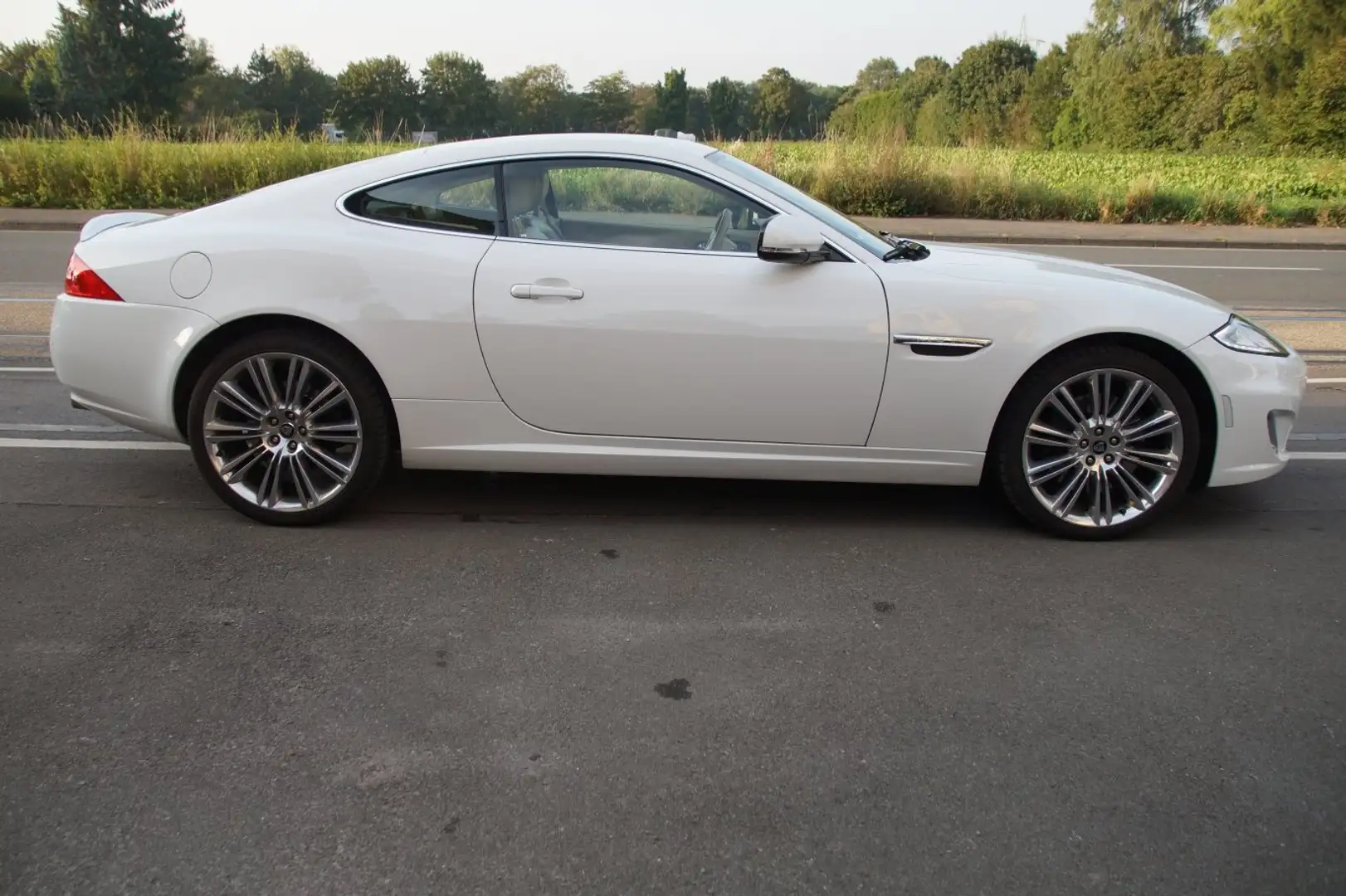 Jaguar XK 5.0 V8 Coupe Weiß - 1