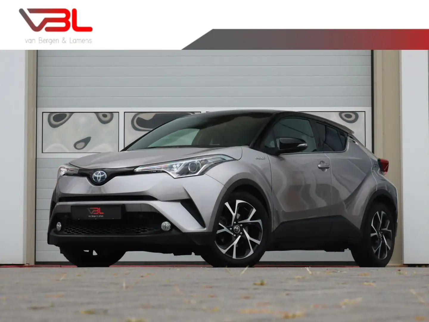Toyota C-HR 1.8 Hybrid Bi-Tone Grijs - 1