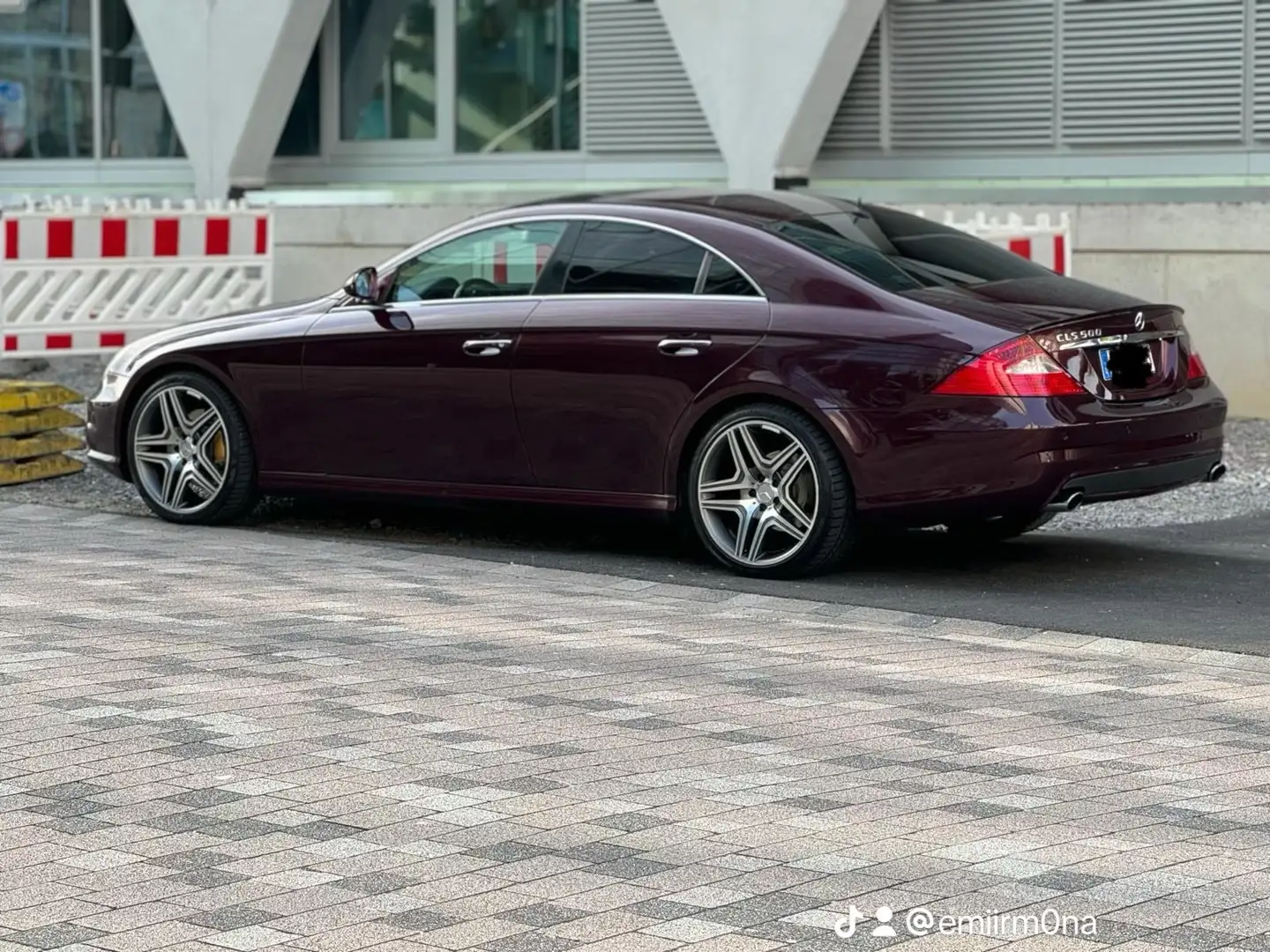 Mercedes-Benz CLS 500 CLS 500 Rot - 1