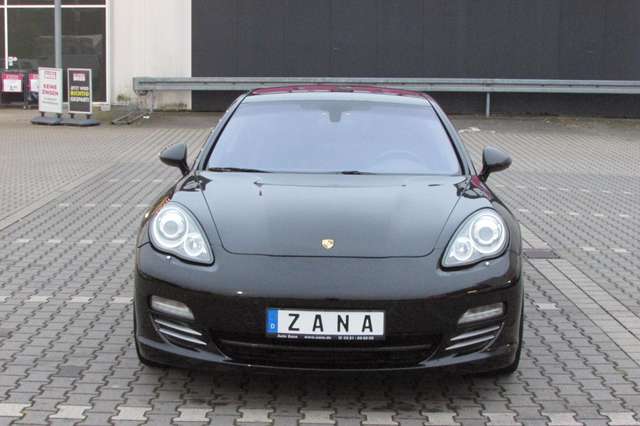 Porsche Panamera 4 S