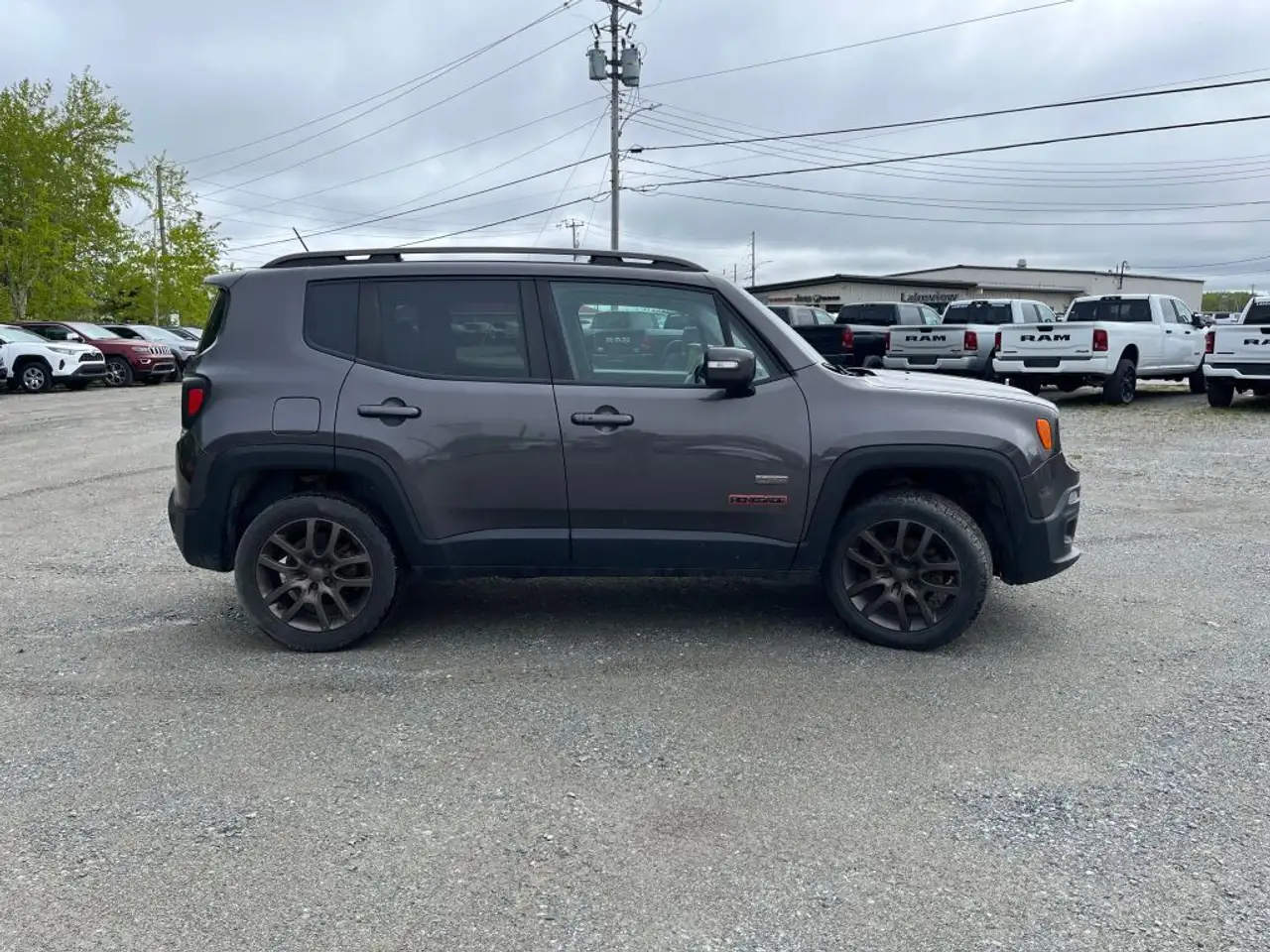 Jeep Renegade photo Jeep Renegade