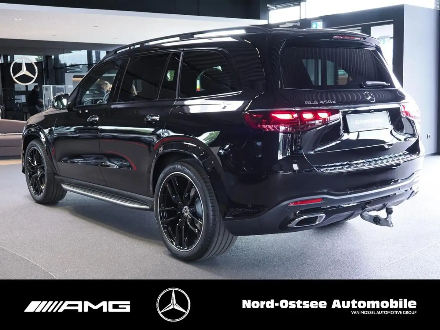 Mercedes-Benz GLS 450 d 4M AMG NIGHT PANO AHK AKUSTIK STANDH. Zwart - 2