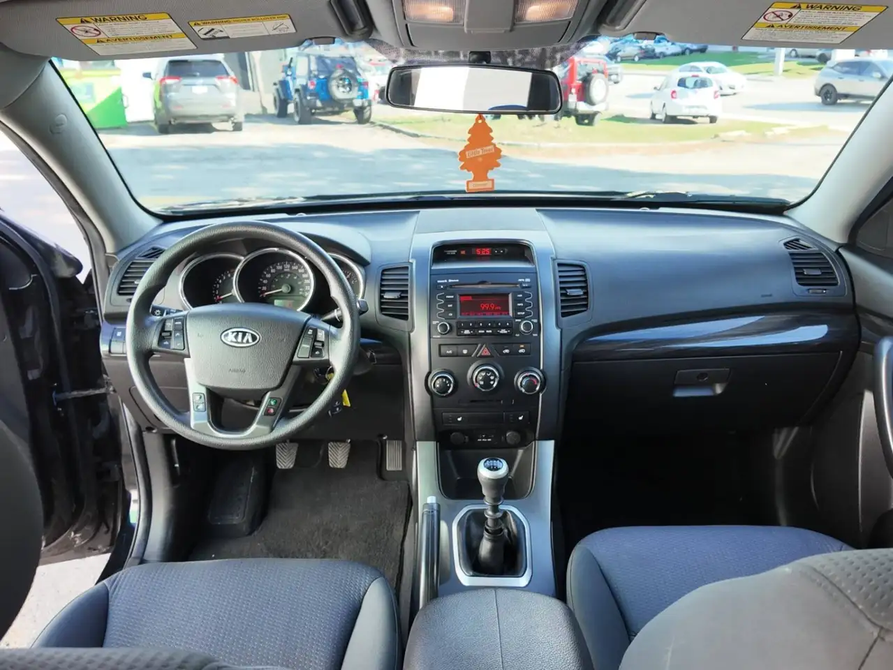 Kia Sorento photo Kia Sorento