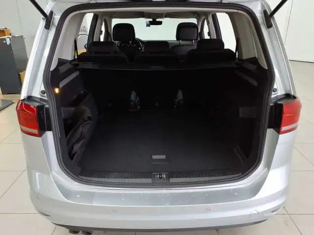 Volkswagen Touran view 15