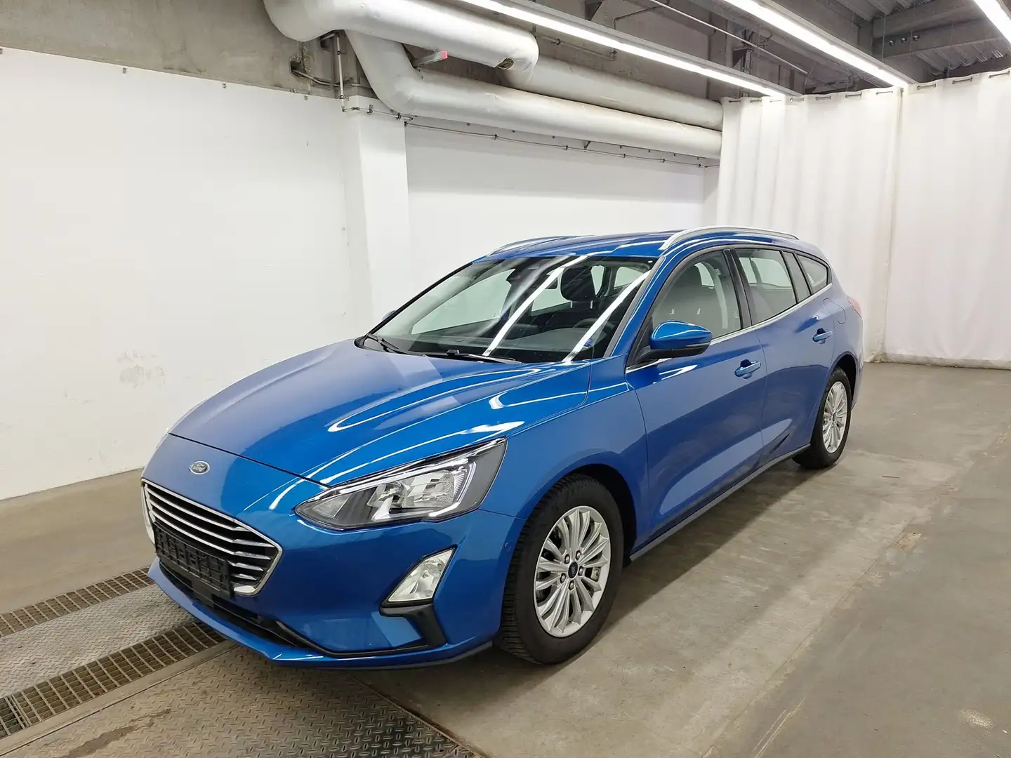 Ford Focus Titanium LED Navi AppLink PDC SHZ GRA Blau - 1