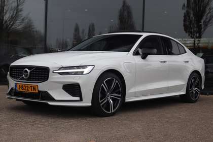 Volvo S60 2.0 RECHARGE T6 AWD R-DESIGN AUT. | PANO | 360 | H
