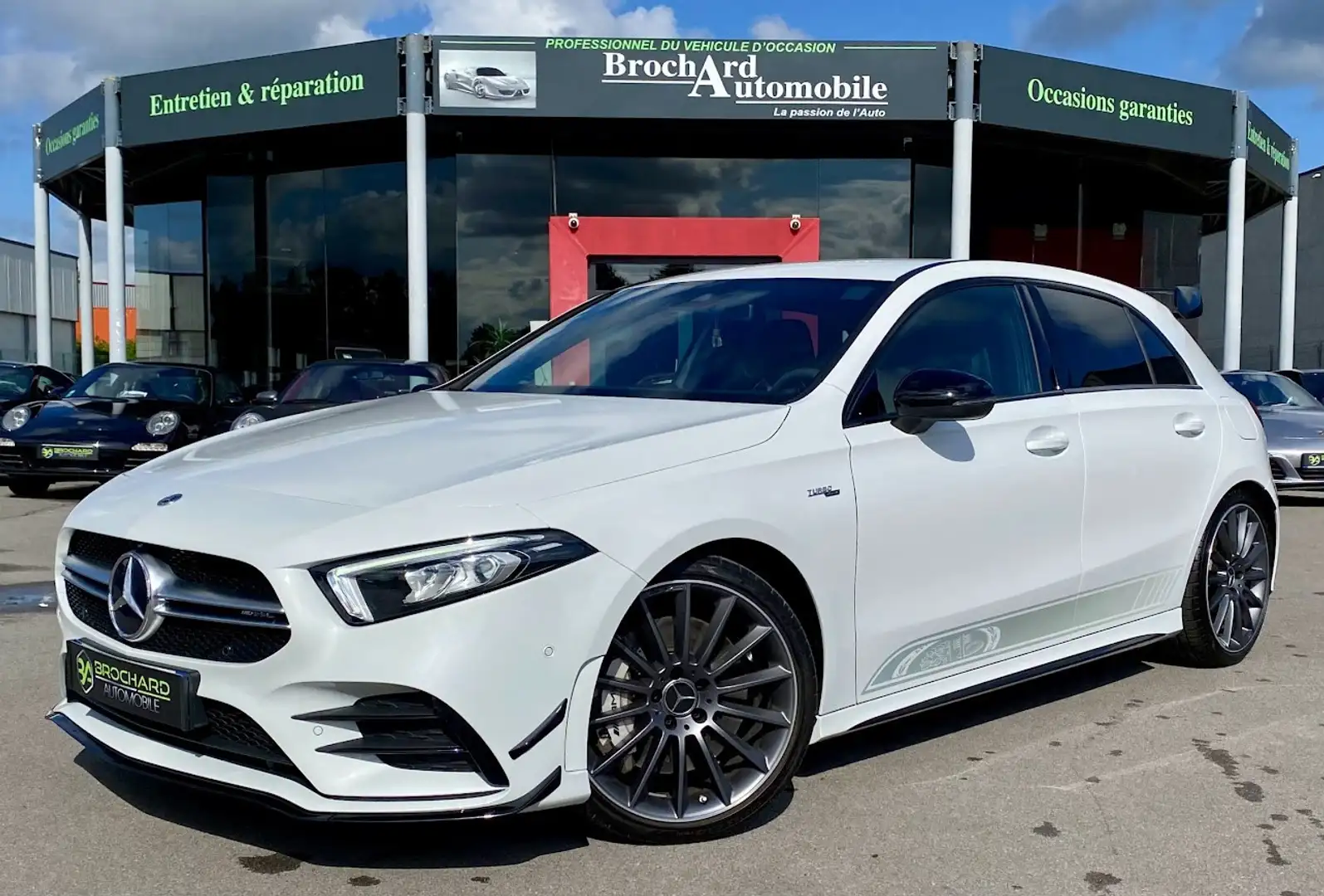 Mercedes-Benz A 35 AMG 35 AMG Edition 55 / 2.0l 306 CH 7 G-DCT 4Matic / Blanc - 1