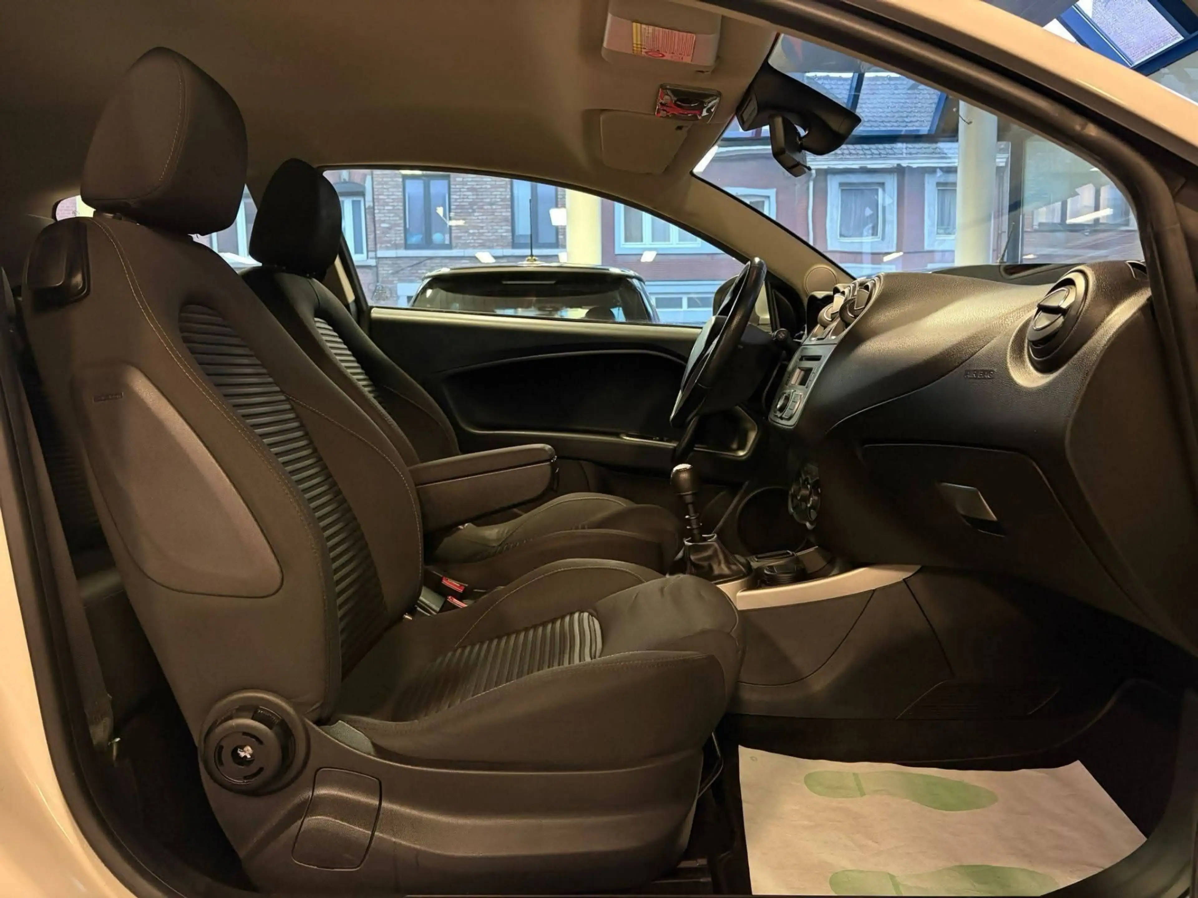 Alfa Romeo MiTo GARANTIE / SUPER FIABLE / DISPO DIRECTEMENT — photo 12