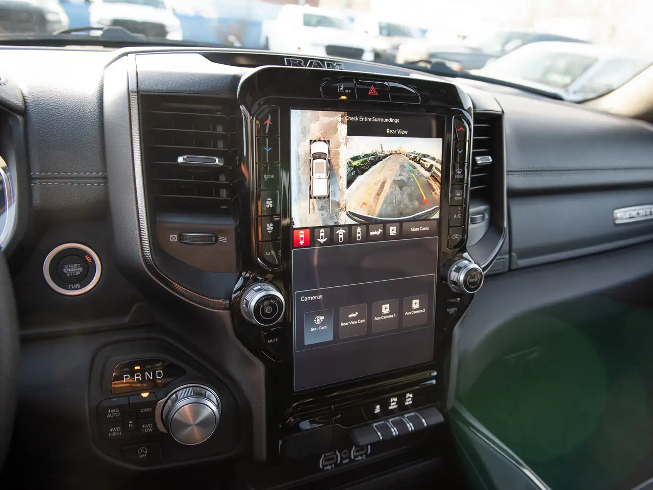 RAM 1500 снимка RAM 1500