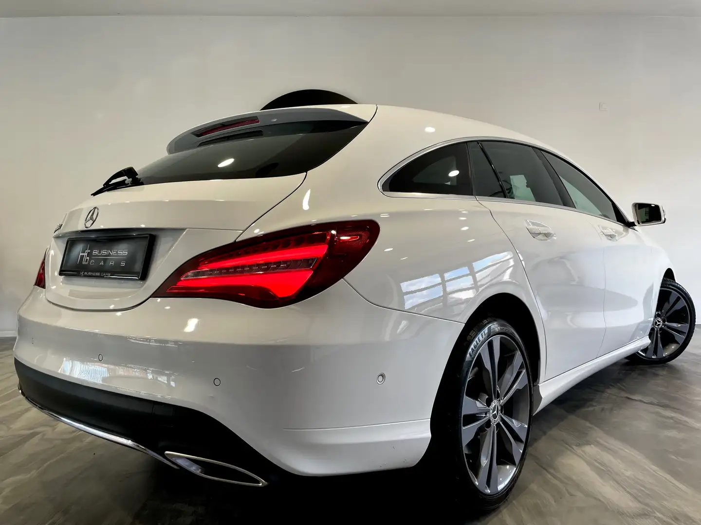 Mercedes-Benz CLA 200 d/ PACK SPORT/ FACELIFT/ FULL LED/ GPS/ CLIM Blanc - 2