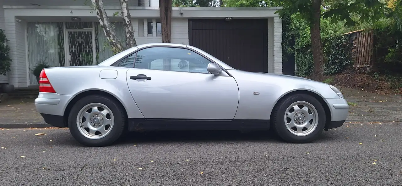 Mercedes-Benz SLK 200, foto 1