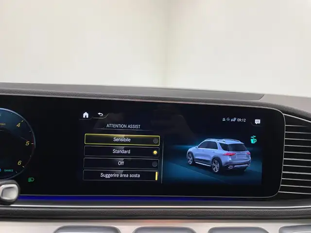 Mercedes-Benz GLE view 27