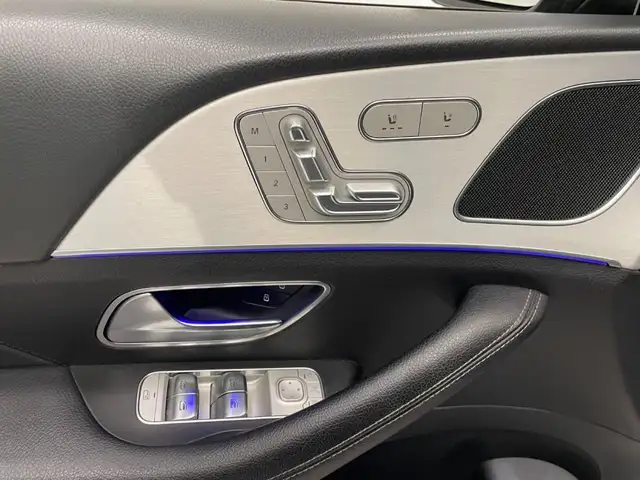 Mercedes-Benz GLE view 9