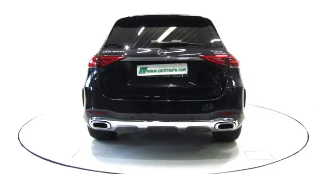 Mercedes-Benz GLE view 4