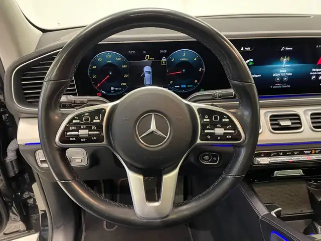 Mercedes-Benz GLE view 16