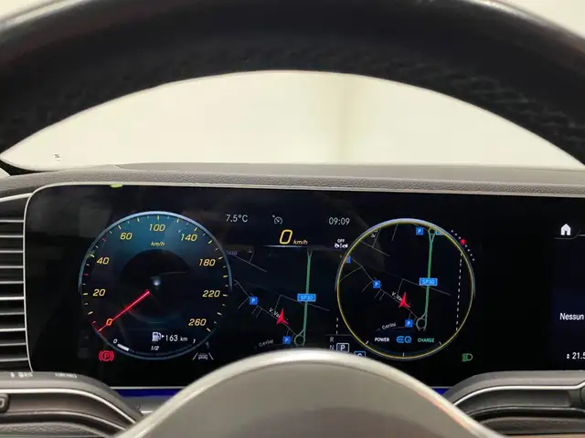 Mercedes-Benz GLE view 22