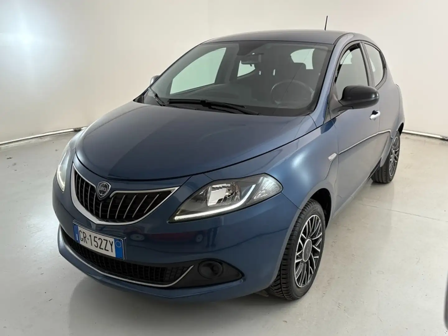 Lancia Ypsilon 1.0 FireFly Hybrid Platino Azul - 1