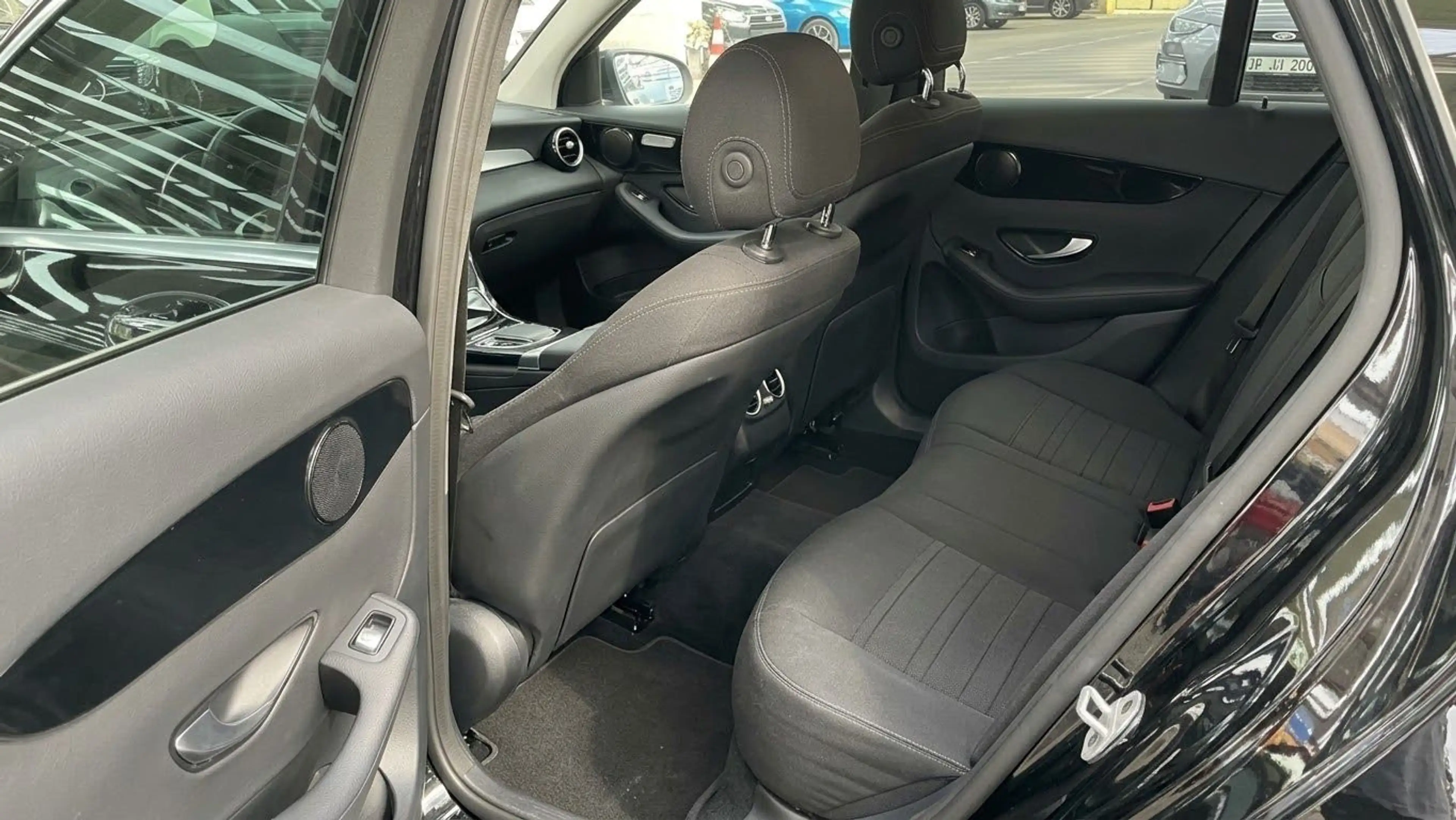 Mercedes-Benz GLC 300 e 4Matic 9G-TR-DIGITAL-360°CAM-AHK-TOTWNK — photo 14
