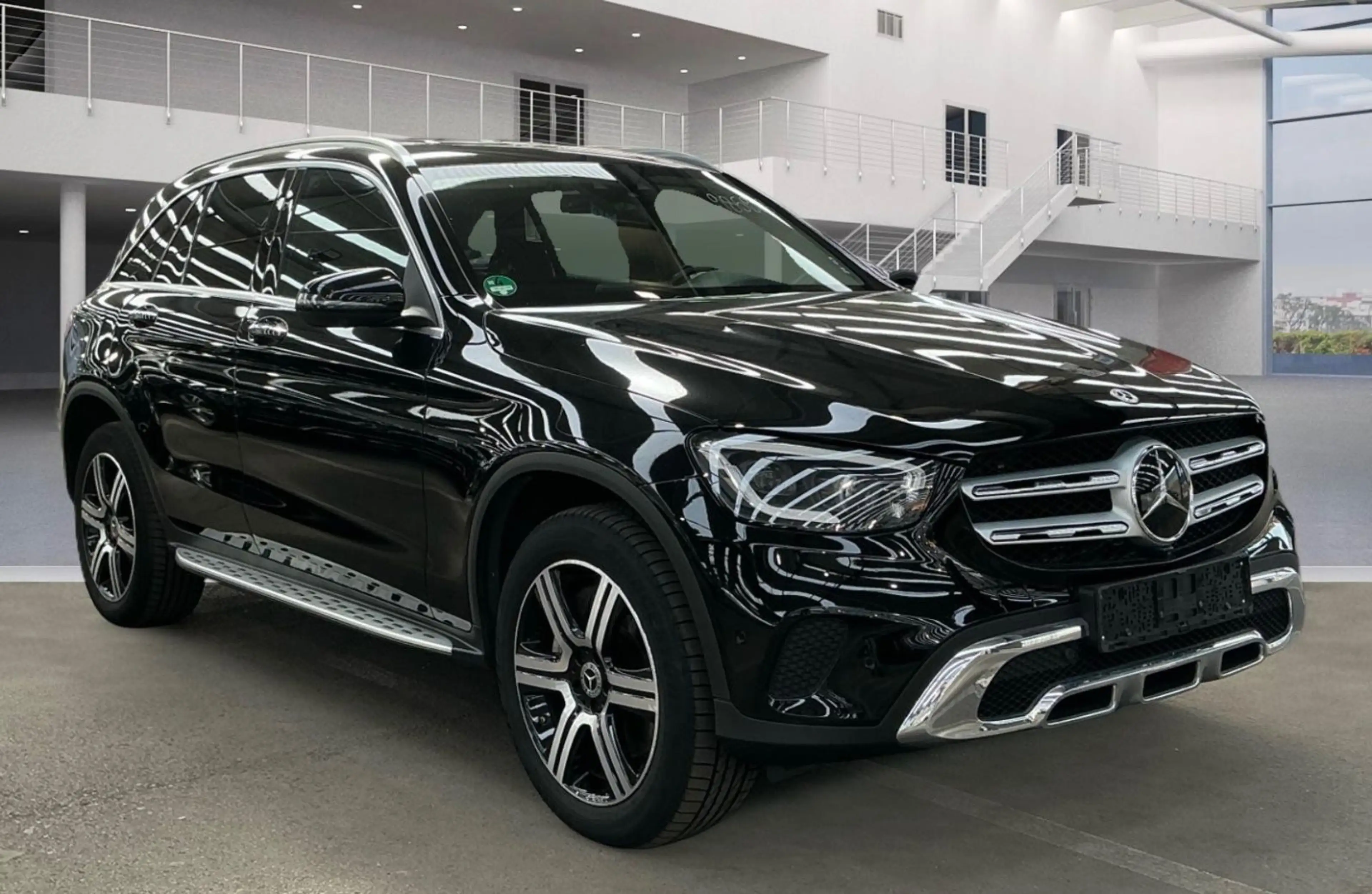 Mercedes-Benz GLC 300 e 4Matic 9G-TR-DIGITAL-360°CAM-AHK-TOTWNK — photo 2