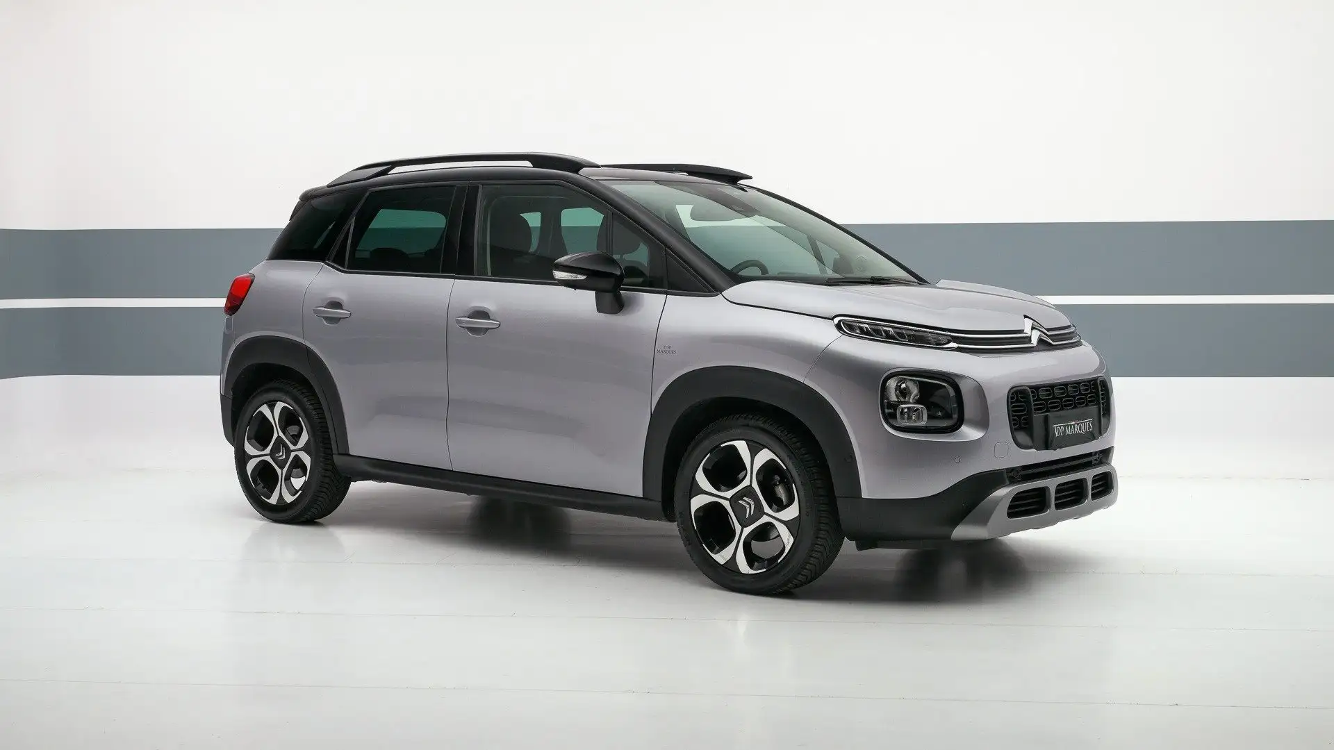 Citroen C3 Aircross BlueHDi 110 S&S Shine Pack Grijs - 2