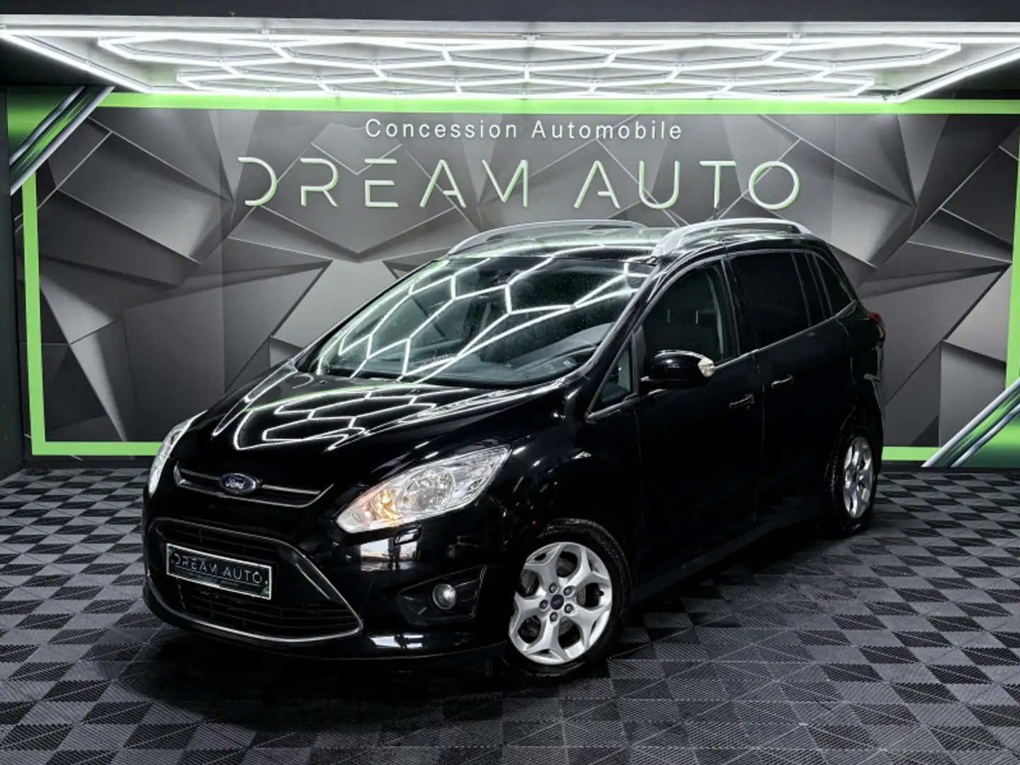Ford Grand C-Max 1.6 TDCI 95CH FAP TREND Noir - 1