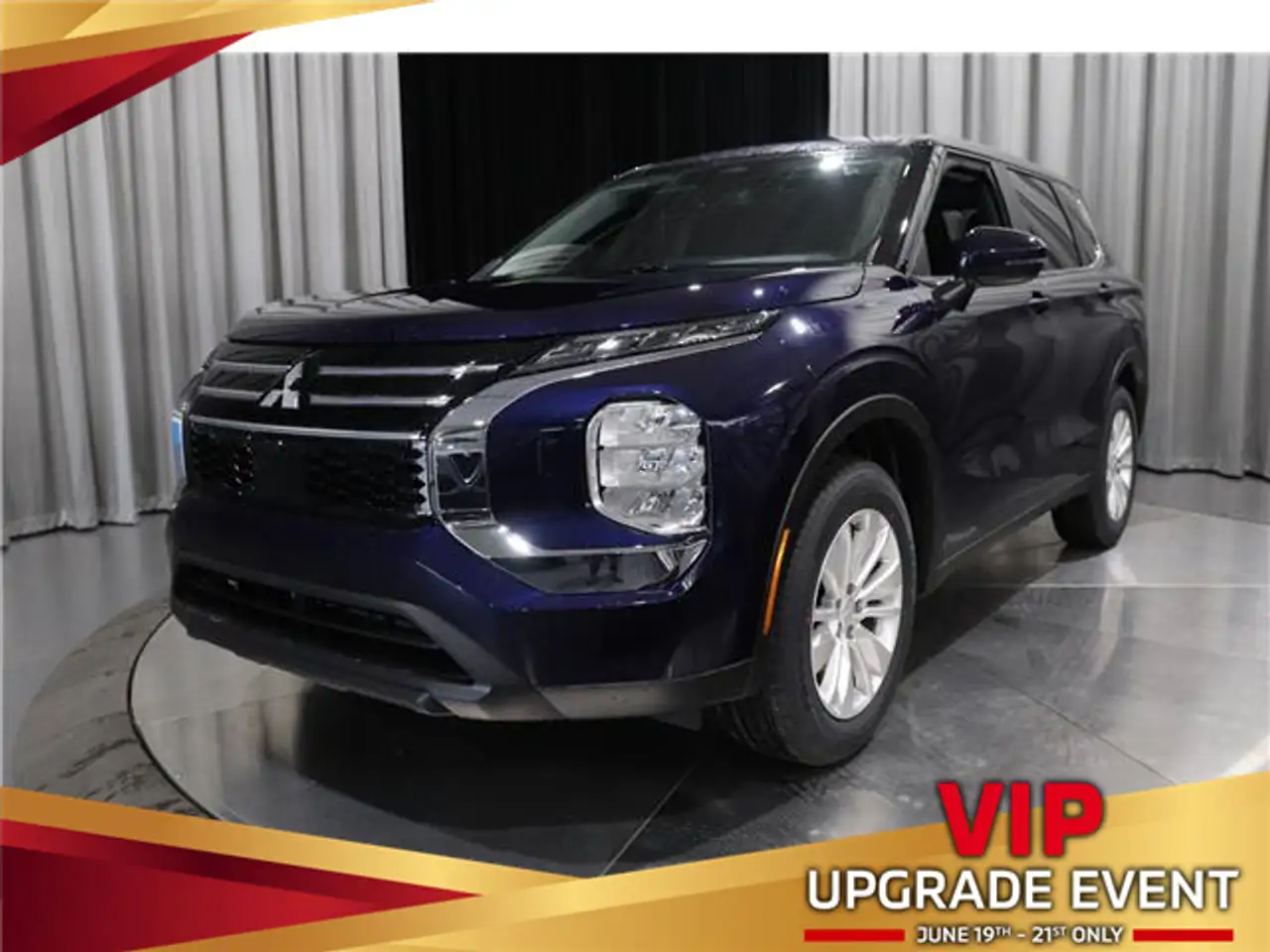 Mitsubishi Outlander photo Mitsubishi Outlander